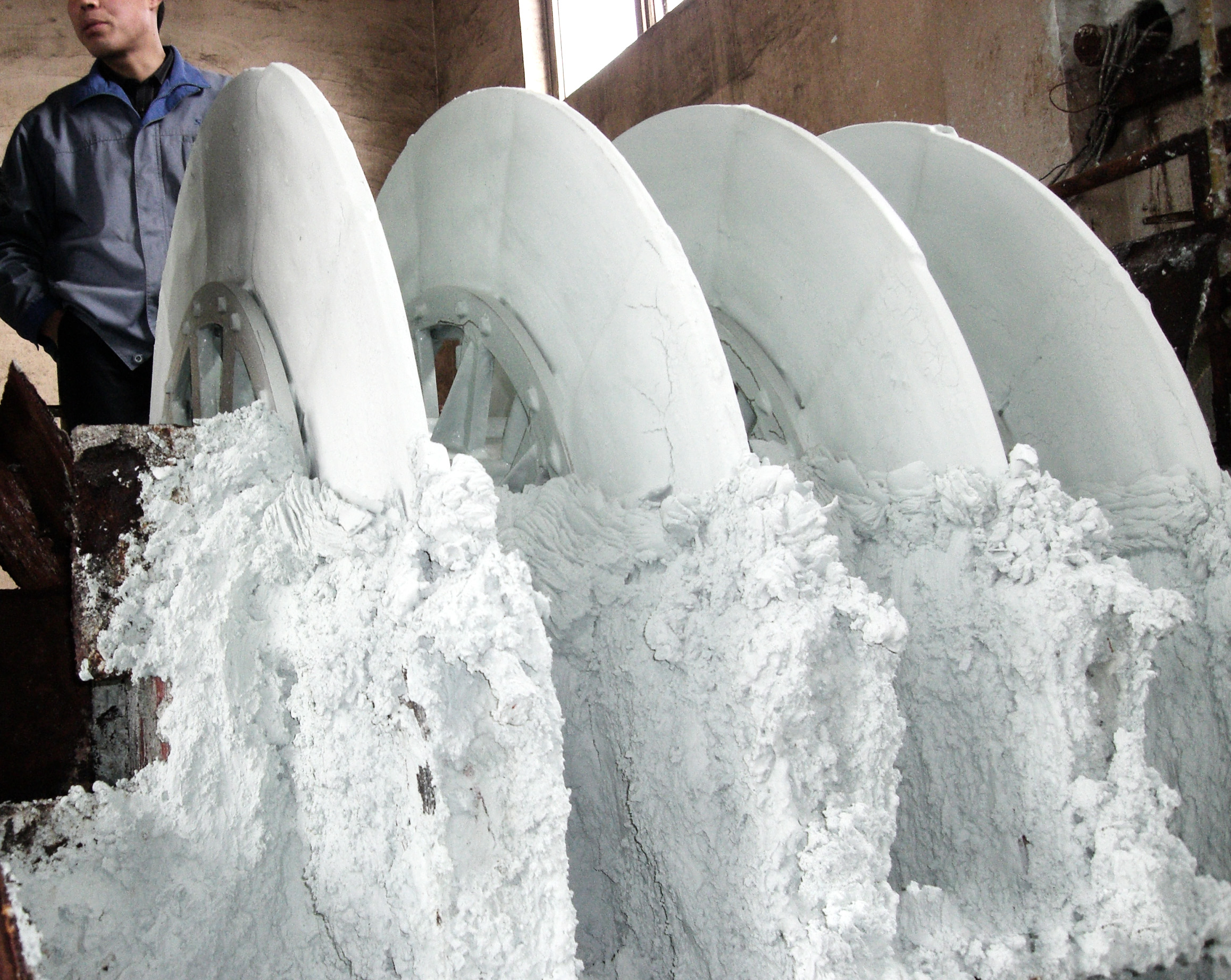 Equipo profesional de tratamiento de agua Trofessional Fabricante de deshidratación de lodos Disco de vacío de cerámica rotatorio Filtro de vacío rotativo
